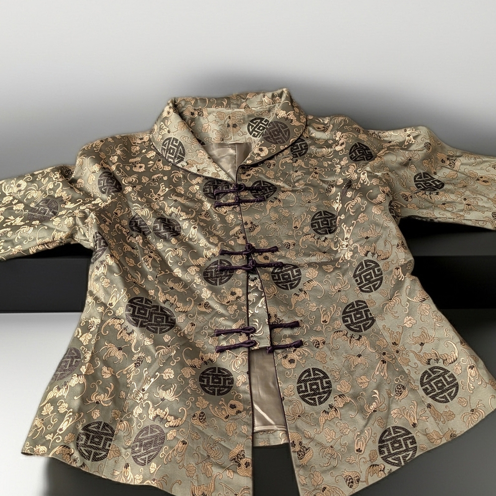 Elegant 100% Silk Chinese Blouse Green Rare Find In Excellent Condition